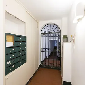 Pantheon Romantic Loft , Rome Italy
