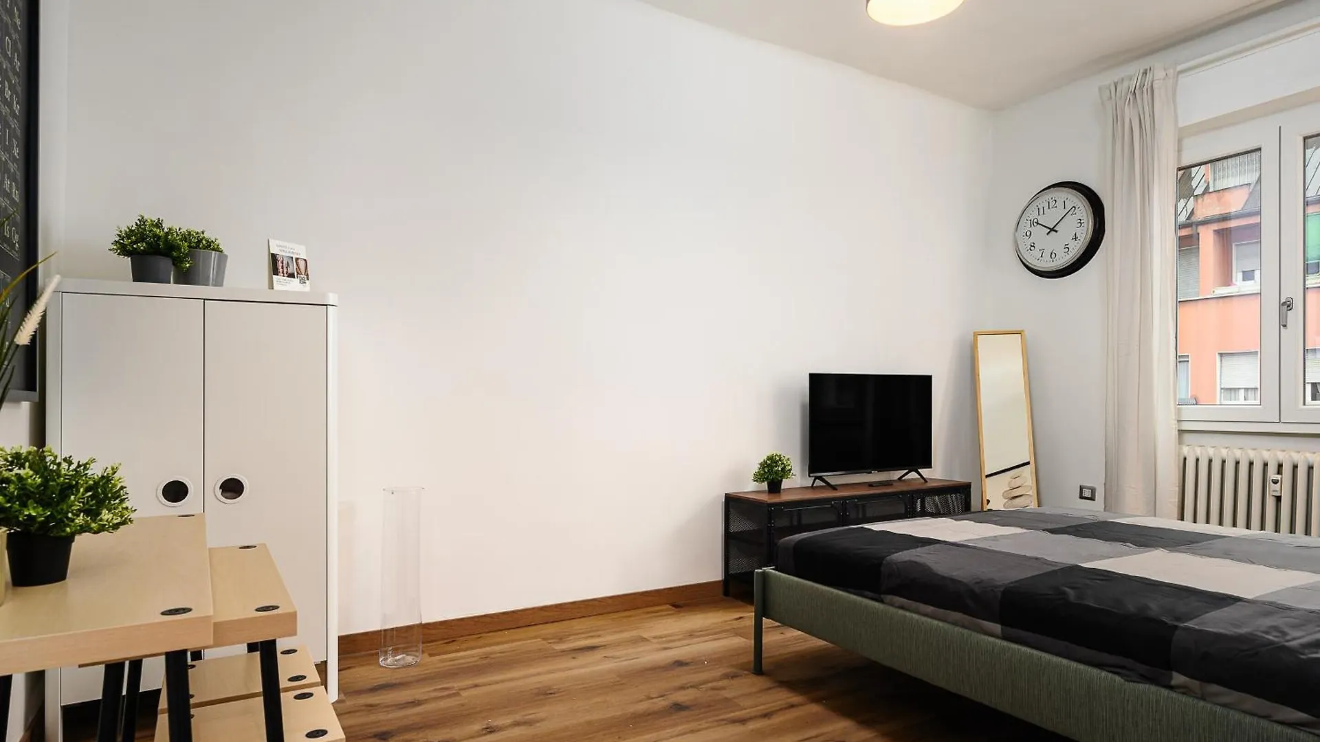 Sebino 17 - Monolocale Cool Apartment Milan Italy